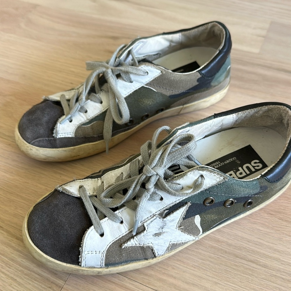 Camo Golden Goose superstar sneakers. Size 36